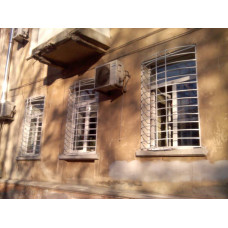 Оконная решетка сварная выгнутая №004. Производство: Украина, Одесса